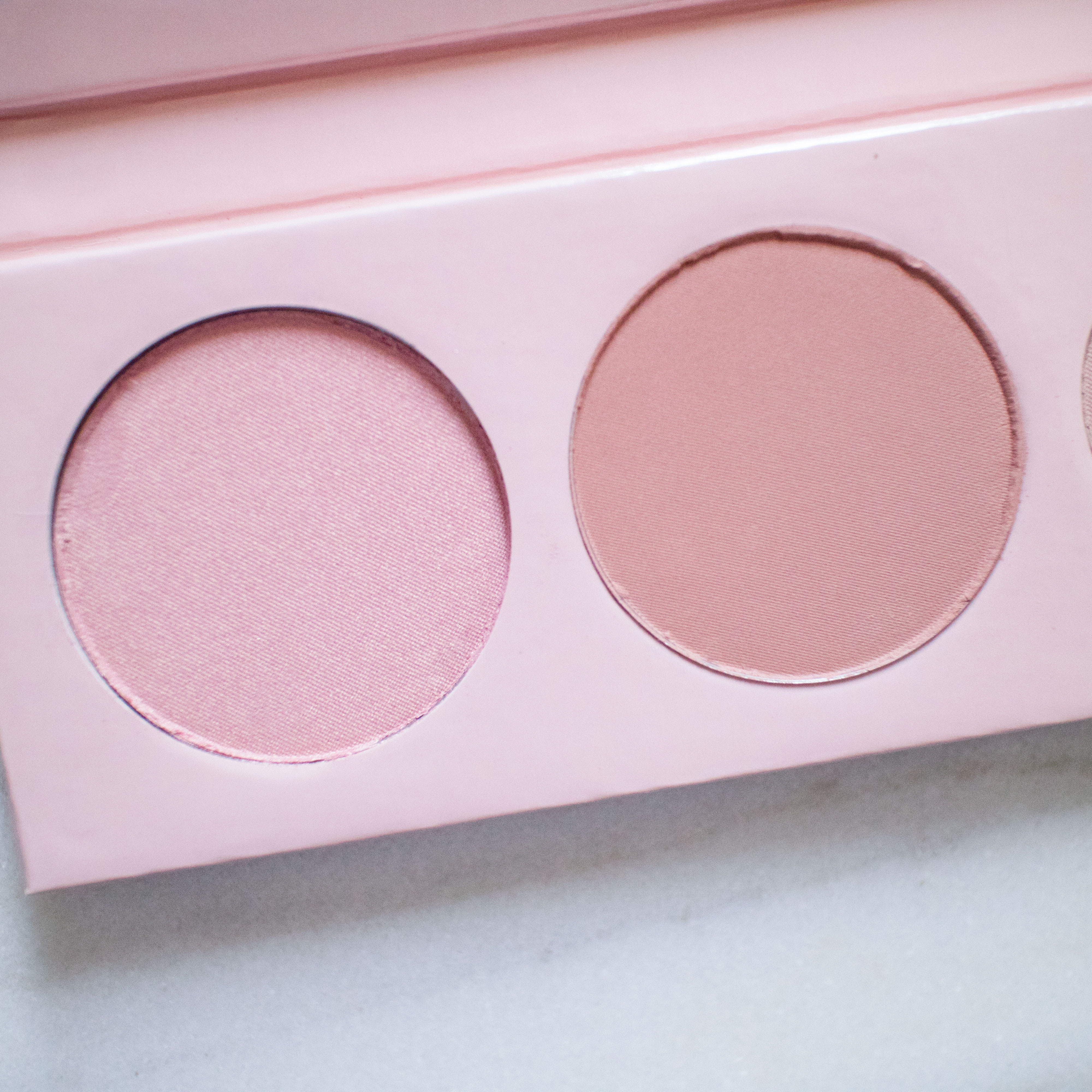 The Beauty Vanity | 100% Pure Pretty Naked Palette Swatches Review