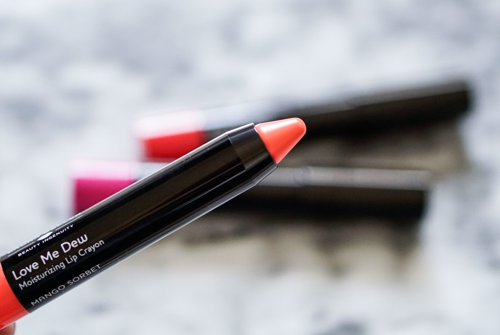 The Beauty Vanity | Laura Geller Love Me Dew Moisturizing Lip Crayon Review Swatches