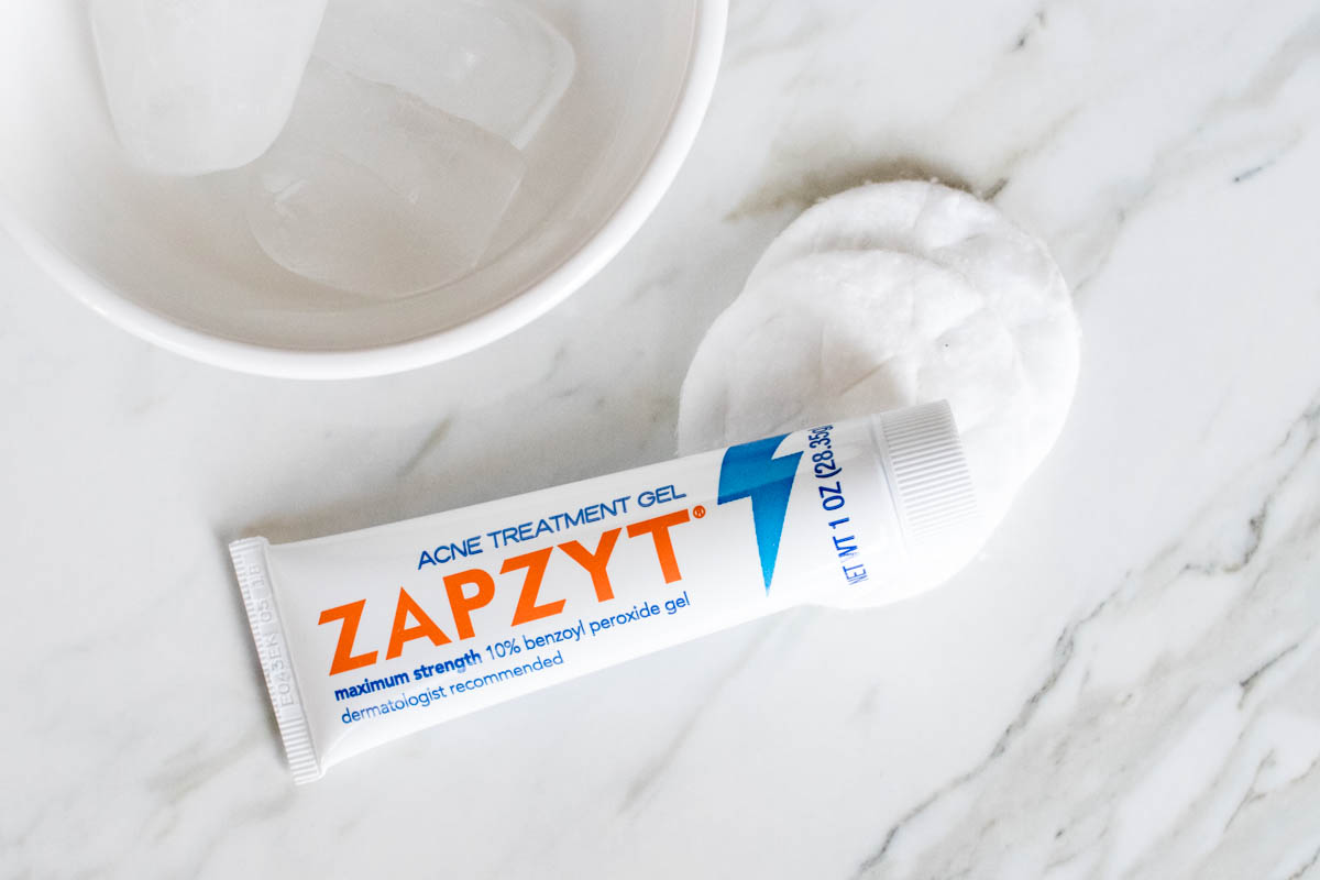 How To Emergency Zit Remedy Zapzyt | The Beauty Vanity | The Beauty Review