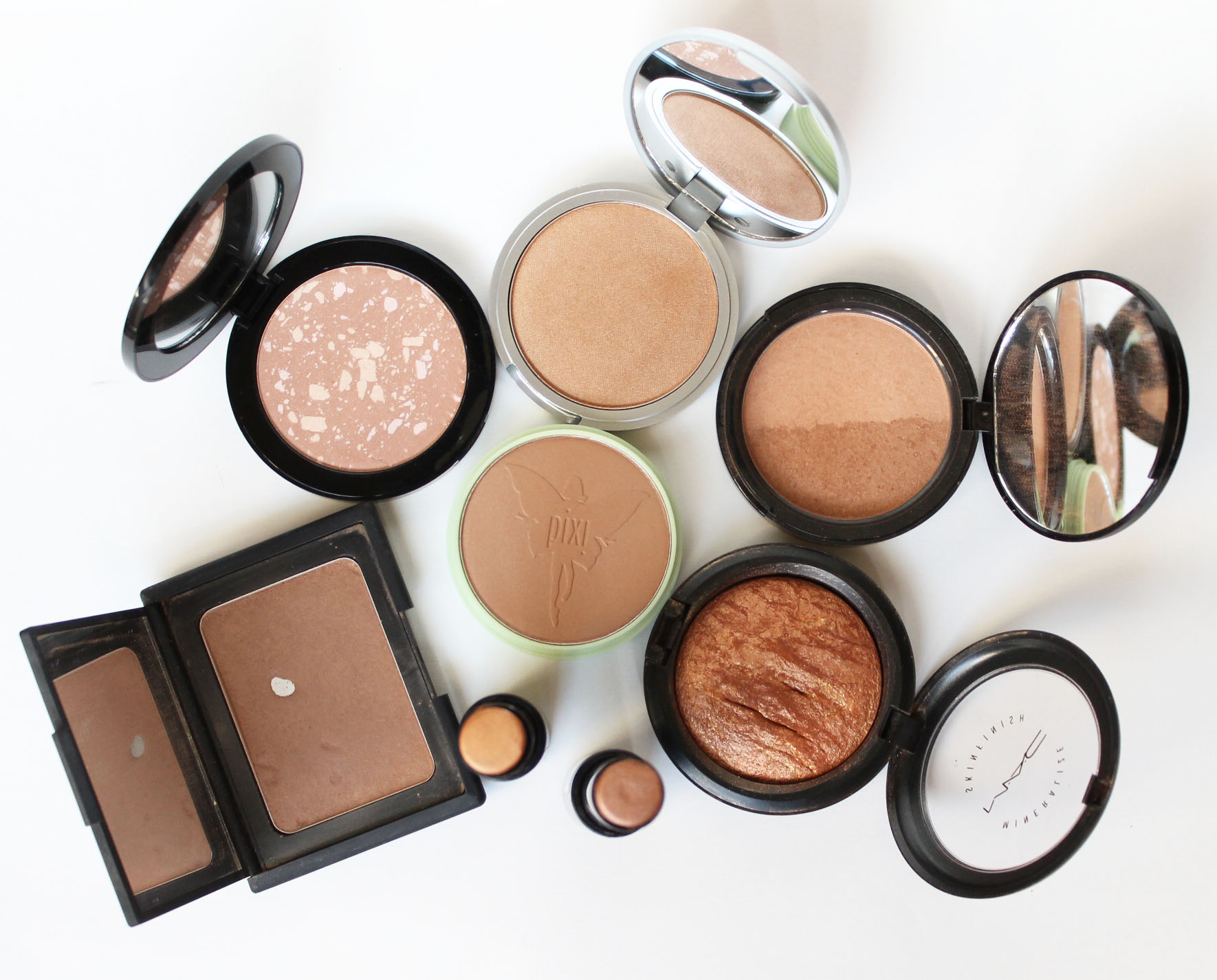 Beauty Vanity | Bronze Glow Collection